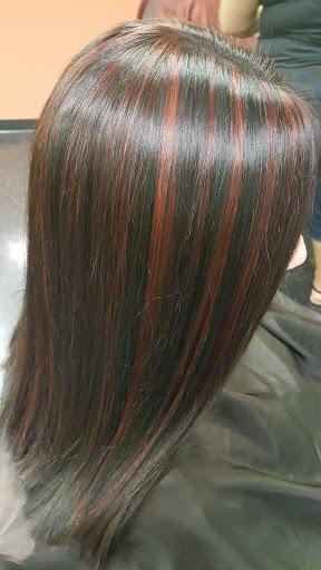 Beauty Salon «A Cut Above Family Haircare», reviews and photos, 3960 N Oracle Rd, Tucson, AZ 85705, USA