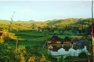 Desa Wisata Saung Ciburial image