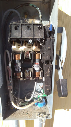 Electrical Supply Store «F & M Electrical Supply & Lighting Showroom», reviews and photos, 29 Federal Rd, Danbury, CT 06810, USA