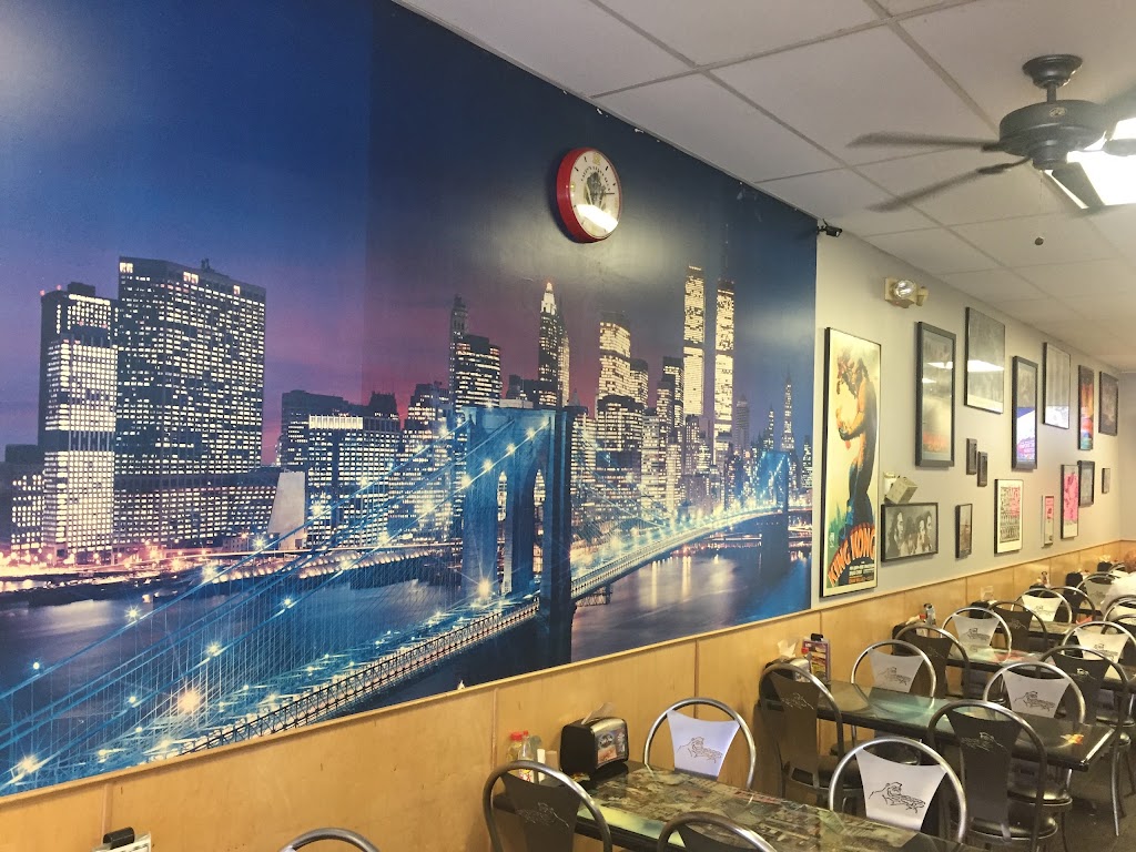 Larry's Giant Subs 32244