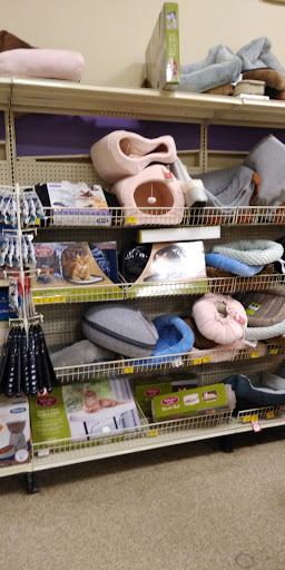 Pet Supply Store «PetSmart», reviews and photos, 1671 E Market St, Harrisonburg, VA 22801, USA