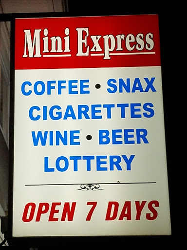 Convenience Store «Mini Express», reviews and photos, 98 Main St, Plaistow, NH 03865, USA