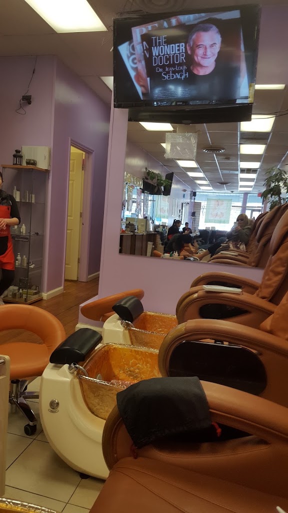 Hollywood Nail Spa 10502