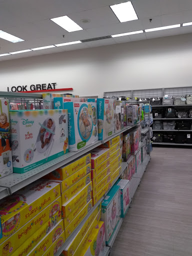 Shopping Mall «Copaco Shopping Center», reviews and photos, 335 Cottage Grove Rd, Bloomfield, CT 06002, USA