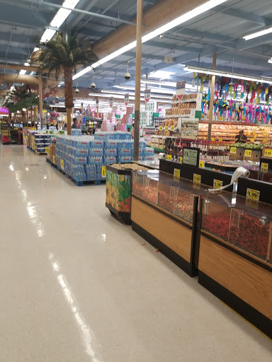 Supermarket «Vallarta Supermarkets», reviews and photos, 1111 N Cherry St, Tulare, CA 93274, USA