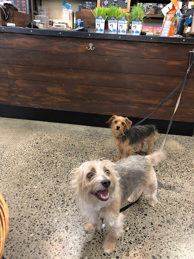 Pet Supply Store «Mud Bay», reviews and photos, 2100 SE 164th Ave, Vancouver, WA 98683, USA