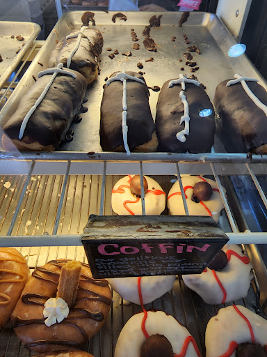 Donut Shop «Zombee Donuts», reviews and photos, 802 E Chapman Ave, Fullerton, CA 92831, USA