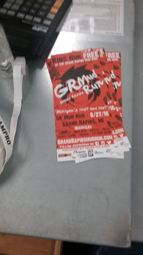 Sporting Goods Store «Play It Again Sports», reviews and photos, 3734 28th St SE, Grand Rapids, MI 49512, USA