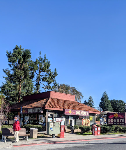 Donut Shop «Yum Yum Donuts», reviews and photos, 1090 Meridian Ave, San Jose, CA 95125, USA