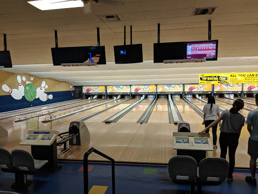 Bowling Alley «Whitestone Lanes», reviews and photos, 30-05 Whitestone Expy, Flushing, NY 11354, USA