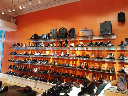 Shoe Store «Blue Sole Shoes», reviews and photos, 1805 Chestnut St # 1, Philadelphia, PA 19103, USA