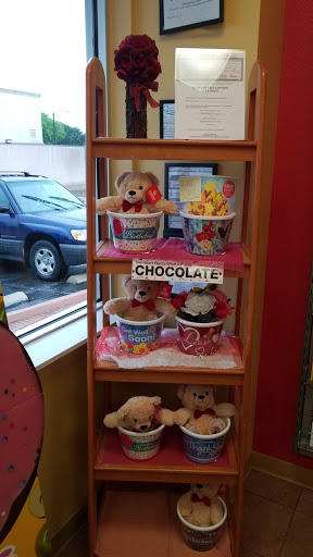 Gift Shop «Edible Arrangements», reviews and photos, 1308 Common St #209, New Braunfels, TX 78130, USA