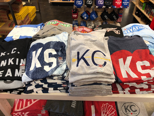 Sportswear Store «Kansas Sampler/Rally House Mission», reviews and photos, 6858 Johnson Dr, Mission, KS 66202, USA