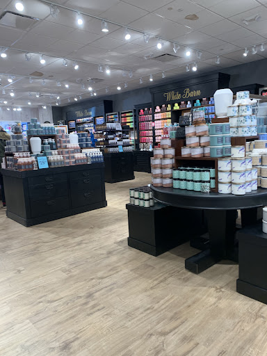 Beauty Supply Store «Bath & Body Works», reviews and photos, 293 Main St, Exton, PA 19341, USA