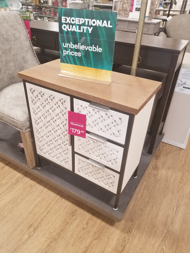 Department Store «HomeGoods», reviews and photos, 1501 Sentinel Dr #300a, Chesapeake, VA 23320, USA