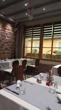 Atmosphère du Restaurant Aux Trois Châteaux à Ribeauvillé - n°6