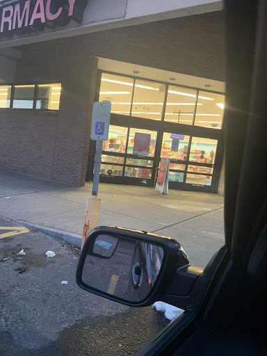 Drug Store «Walgreens», reviews and photos, 1606 Barnum Ave, Stratford, CT 06614, USA