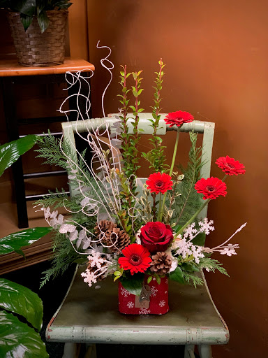 Florist «Horse Feathers Floral Design», reviews and photos, 40 High St, Mt Holly, NJ 08060, USA