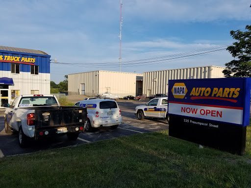 Auto Parts Store «NAPA Auto Parts - Genuine Parts Company», reviews and photos, 235 Presumpscot St, Portland, ME 04103, USA