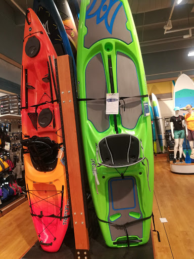 Marine Supply Store «West Marine», reviews and photos, 17641 Biscayne Blvd, Aventura, FL 33160, USA