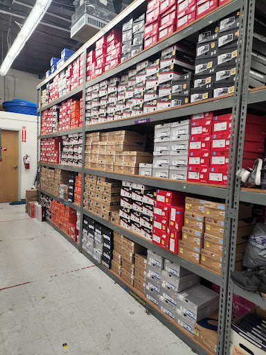 Sporting Goods Store «Big 5 Sporting Goods», reviews and photos, 2259 N Fremont St, Monterey, CA 93940, USA