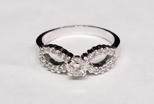 Jewelry Store «Zales - The Diamond Store», reviews and photos, 2499 Futura Parkway, Plainfield, IN 46168, USA