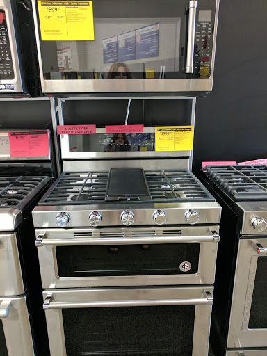 Appliance Store «Leonardi Appliance Sales & Service», reviews and photos, 445 S Lake St, Aurora, IL 60506, USA