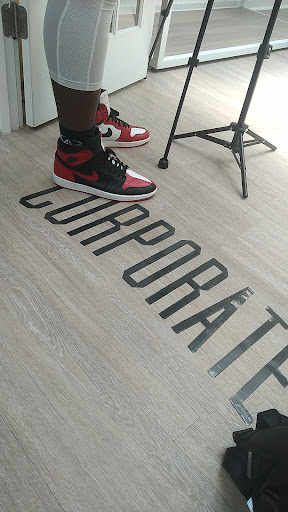 Shoe Store «Corporate», reviews and photos, 2643 Erie Ave, Cincinnati, OH 45208, USA