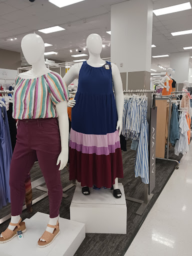 Department Store «Target», reviews and photos, 900 Metropolitan Ave #2, Charlotte, NC 28204, USA