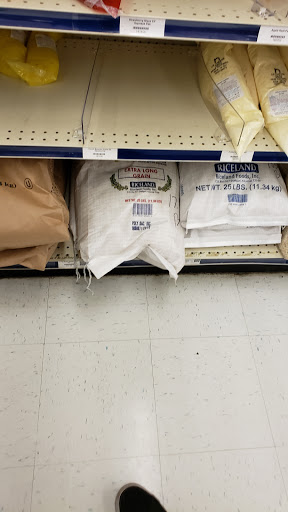 Grocery Store «Sharp Shopper Grocery Outlet», reviews and photos, 802 Berryville Ave, Winchester, VA 22601, USA