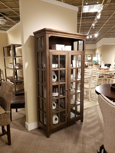 Furniture Store «Havertys Furniture», reviews and photos, 1918 Browns Bridge Rd, Gainesville, GA 30501, USA