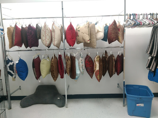 Thrift Store «Goodwill Industries of Kansas», reviews and photos, 5525 W Central Ave, Wichita, KS 67212, USA