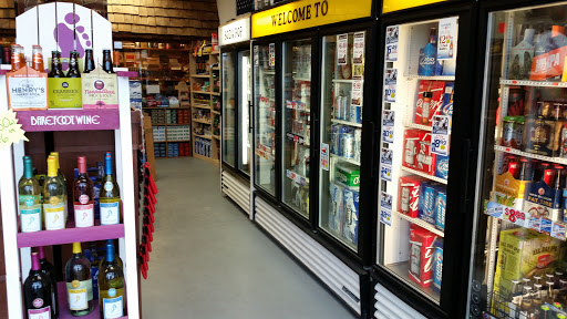 Cigar Shop «Bucks Smoke Shop», reviews and photos, 5051 Roberts Rd, Hilliard, OH 43026, USA