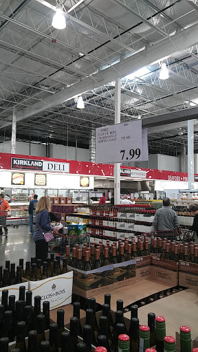 Warehouse store «Costco Wholesale», reviews and photos, 10088 Gulf Center Dr, Fort Myers, FL 33913, USA