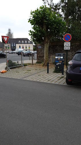 Borne de recharge de véhicules électriques Ouest Charge Charging Station Lamballe-Armor