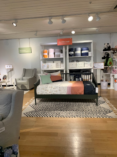 Furniture Store «Crate and Barrel», reviews and photos, 1950 Northern Blvd, Manhasset, NY 11030, USA