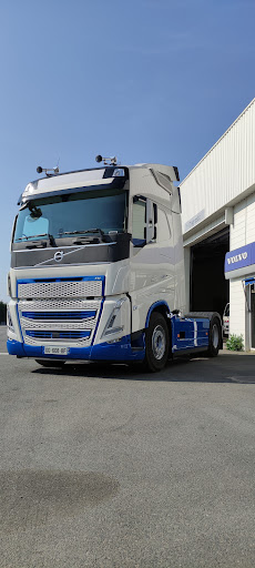 Photo 8 - Volvo Niort Cachet Giraud