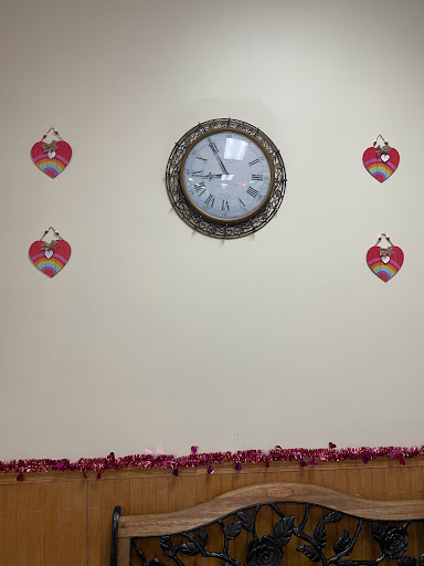 Dry Cleaner «Laundry Time», reviews and photos, 2550 Hubbell Ave, Des Moines, IA 50317, USA