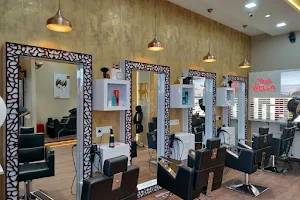 Jawed Habib - Best Hair Salon in Bilaspur image