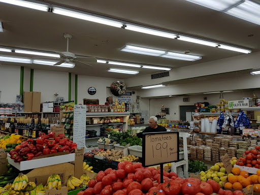 Grocery Store «Arax Market», reviews and photos, 585 Mt Auburn St, Watertown, MA 02472, USA