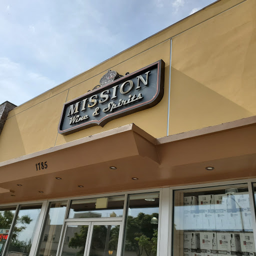 Liquor Store «Mission Liquor Store», reviews and photos, 1801 E Washington Blvd, Pasadena, CA 91104, USA