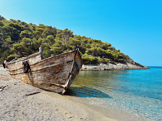 Agalipa Shipwreck Beach, Skyros