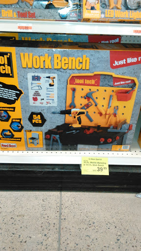 Department Store «Mills Fleet Farm», reviews and photos, 1001 Industrial St, Hudson, WI 54016, USA