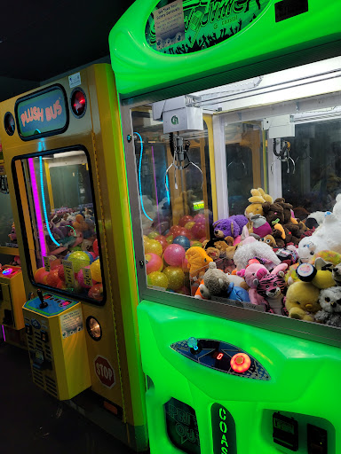 Movie Theater «Citadel Mall Stadium 16 with IMAX», reviews and photos, 2072 Sam Rittenberg Blvd, Charleston, SC 29407, USA