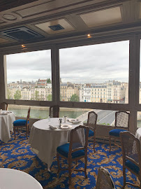 Atmosphère du Restaurant français La Tour d'Argent à Paris - n°15