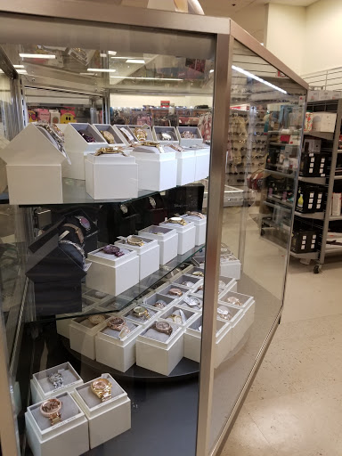 Department Store «T.J. Maxx», reviews and photos, 100 Granite St, Quincy, MA 02169, USA