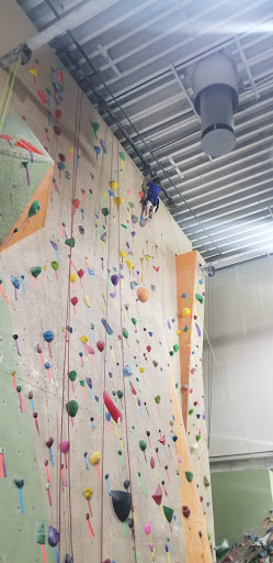 Rock Climbing Gym «Philadelphia Rock Gym - Oaks», reviews and photos, 122 Mill Rd E-520, Oaks, PA 19456, USA