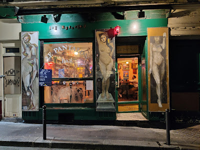 Le Pantalon à Paris