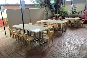 Palavi Hotel And Restaurant image