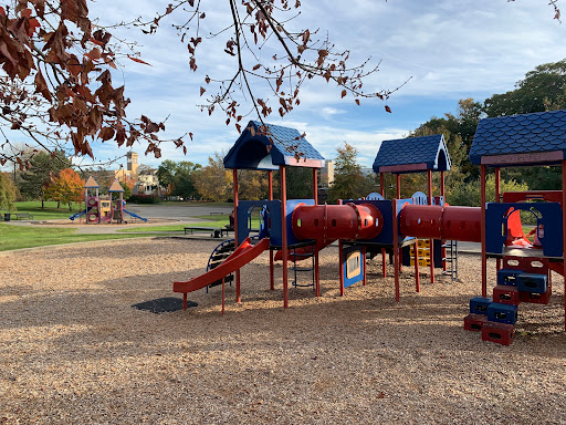 Park «Balfour Riverwalk Park», reviews and photos, 74 N Main St, Attleboro, MA 02703, USA